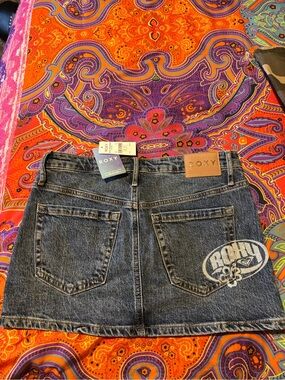 brand new vintage roxy surf skirt